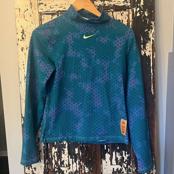 Women’s Nike N7 Long sleeve dri-fit Native American collab. Size M. - Picture 1 of 8